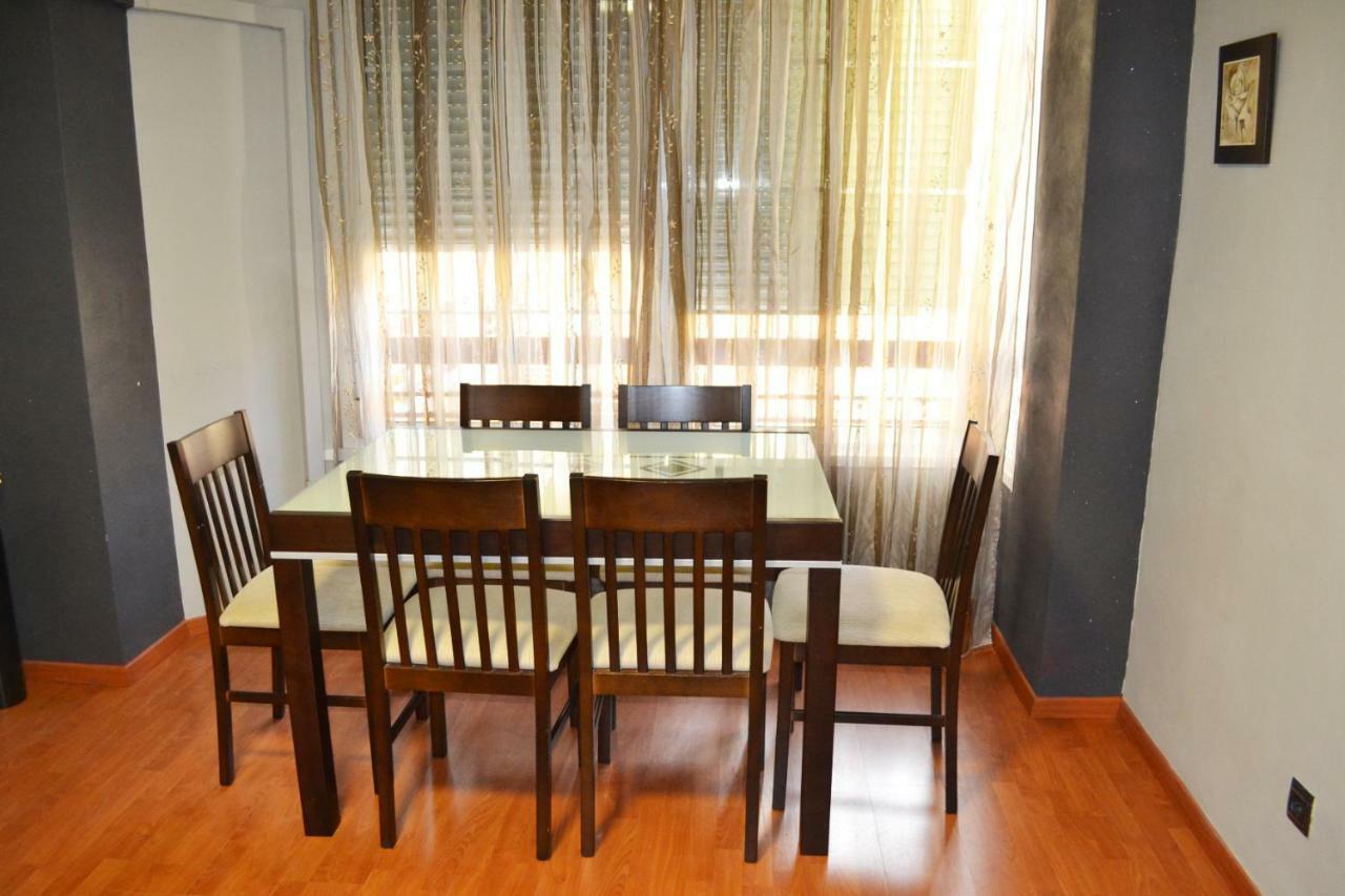Апартаменти Apartamento Acogedor, Excelente Ubicacion, 10 Min Centro Севілья Екстер'єр фото