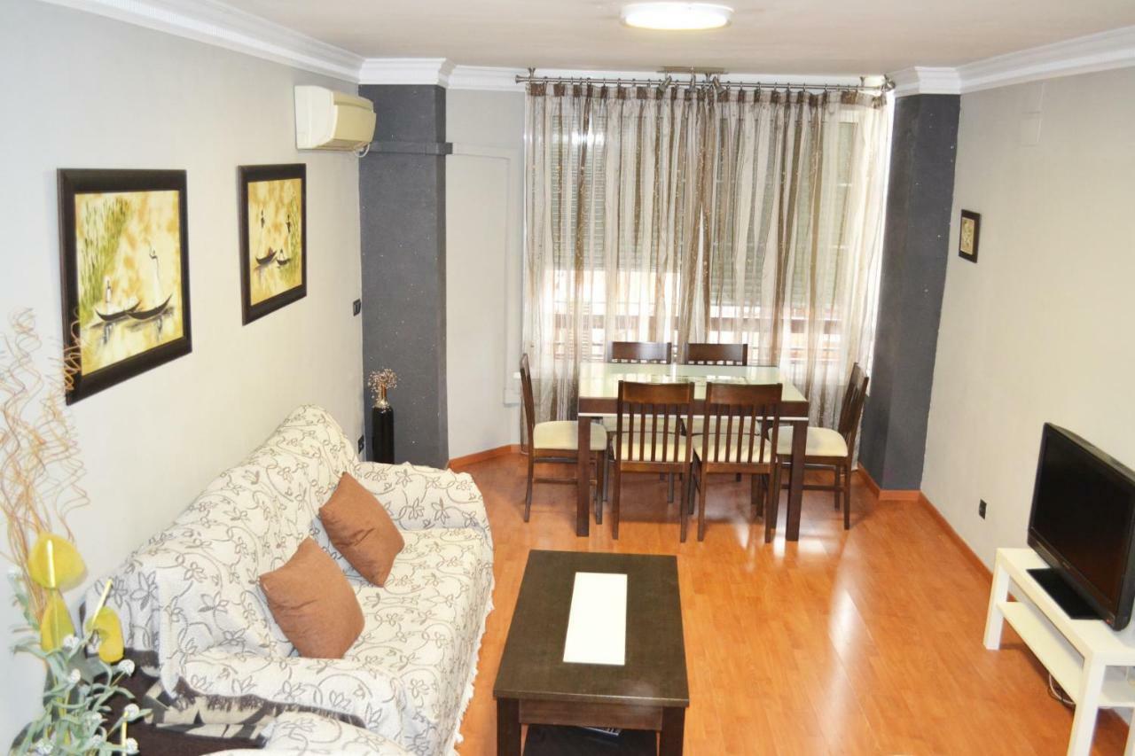 Апартаменти Apartamento Acogedor, Excelente Ubicacion, 10 Min Centro Севілья Екстер'єр фото